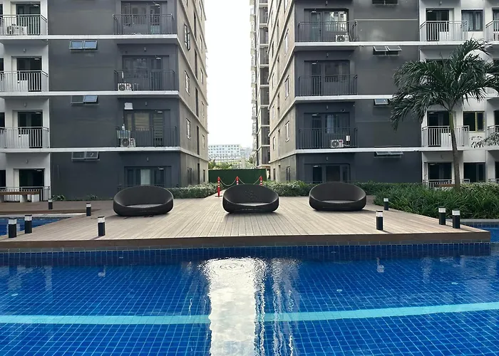 Apartment In Moa Manila